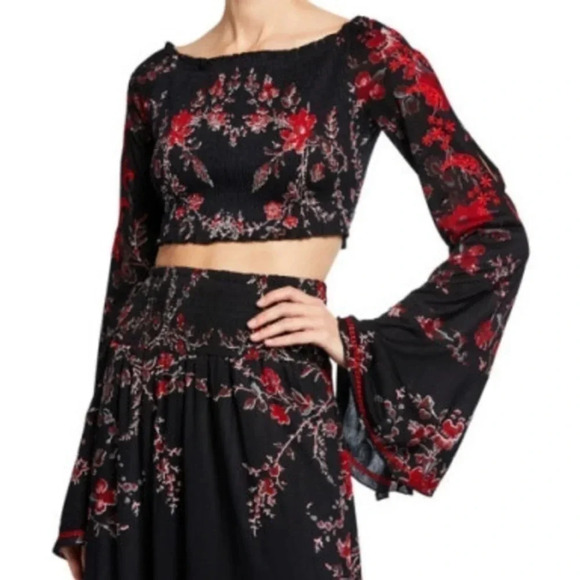 🌺Gorgeous RAGA off the shoulder top🌺 - Picture 1 of 7